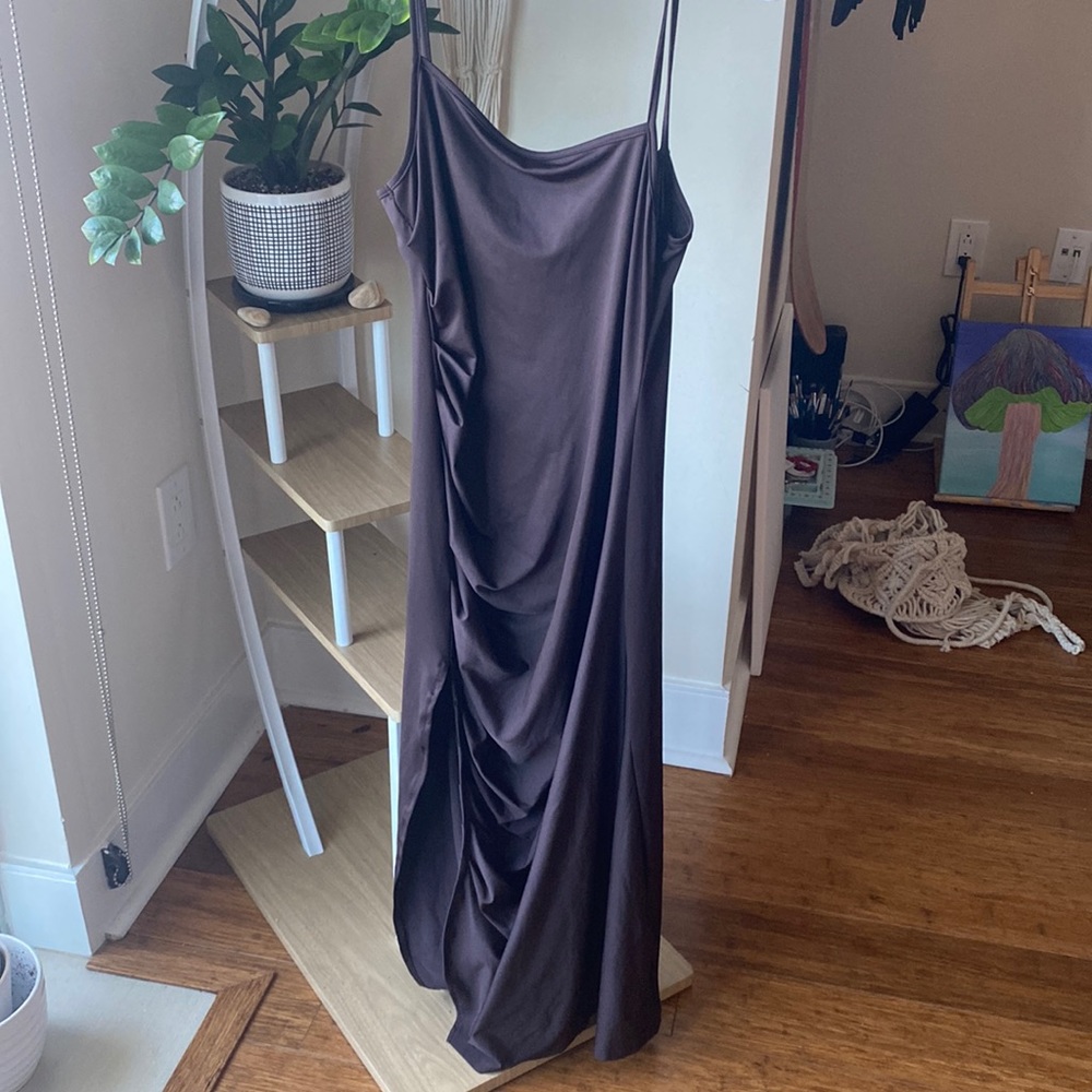 Brown dress with Ruching